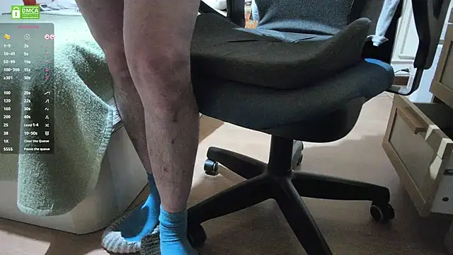 Papi Loveclits online show from April 28, 8:57 pm