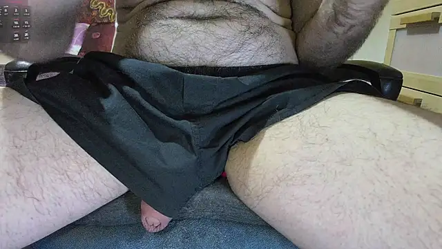 Papi Loveclits online show from June 22, 9:15 am
