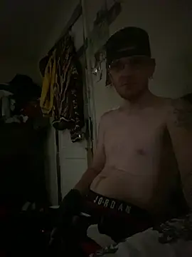 CityBoy75211 online show from August 1, 4:22 am