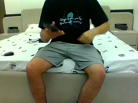 DelhiDick69 online show from August 2, 4:38 pm