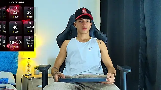  CamiloBass online show from July 26, 1:02 am