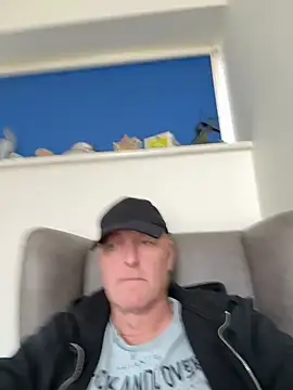 Cockhardhelp online show from March 4, 3:04 pm