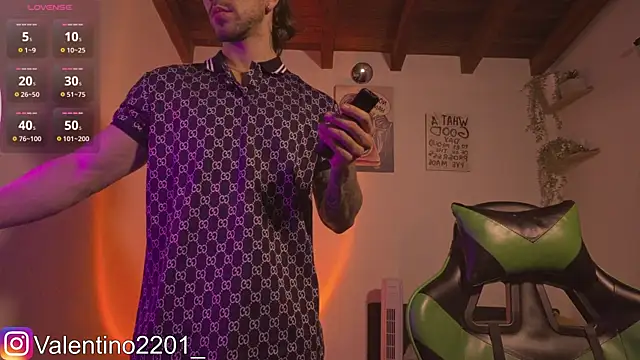 Valentino Xander online show from May 8, 2:34 am