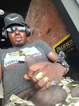 BlackD4uxo online show from July 16, 4:58 pm