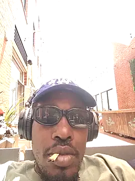 BlackD4uxo online show from June 6, 4:57 pm