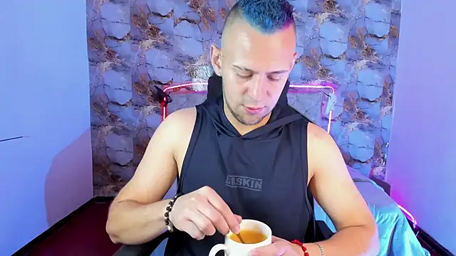 Damon Bakert online show from May 14, 1:53 pm