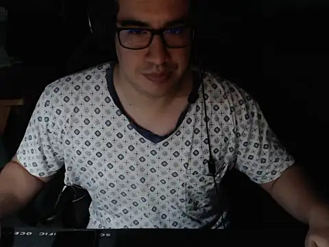 thealfawolf01 online show from May 3, 3:20 am