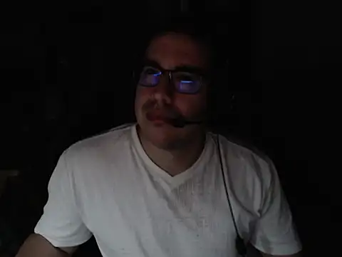 thealfawolf01 online show from May 20, 3:57 am