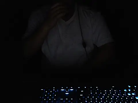 thealfawolf01 online show from May 21, 4:41 am