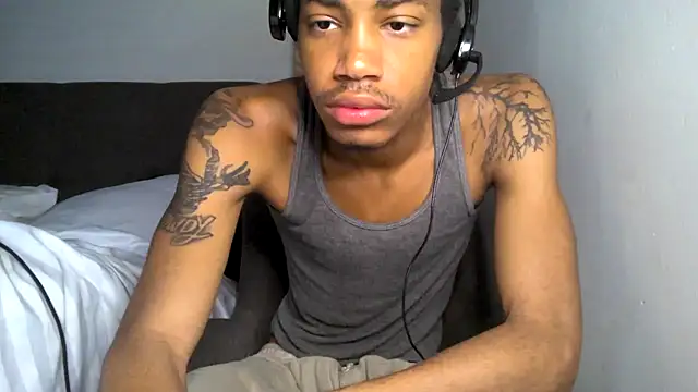 Skinnyblackman online show from May 9, 5:30 am