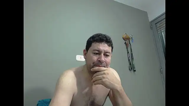 ambar jacksonn online show from June 13, 1:47 am