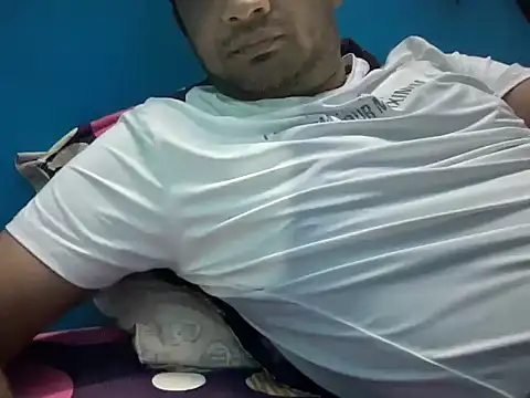 NiceBoy9099 online show from June 6, 8:09 am