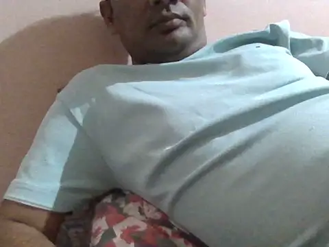 NiceBoy9099 online show from May 11, 4:59 pm