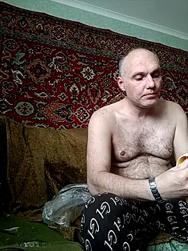 Pineapple04 online show from May 16, 10:36 am