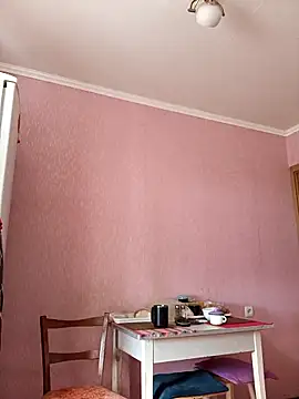 Pineapple04 online show from April 28, 5:45 am