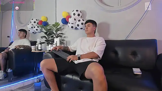 Cristopher strong online show from June 25, 1:05 pm
