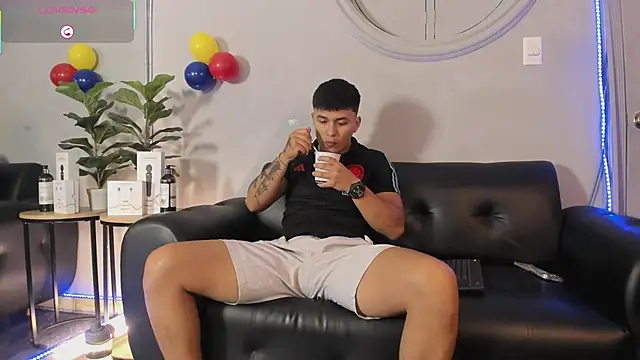 Cristopher strong online show from June 23, 11:47 am