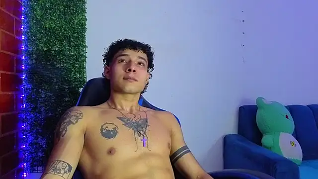 Demitryo online show from April 28, 3:00 am