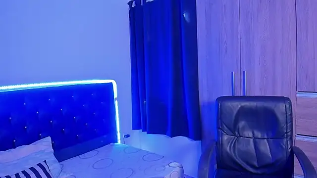  diegsz  online show from June 12, 5:44 pm