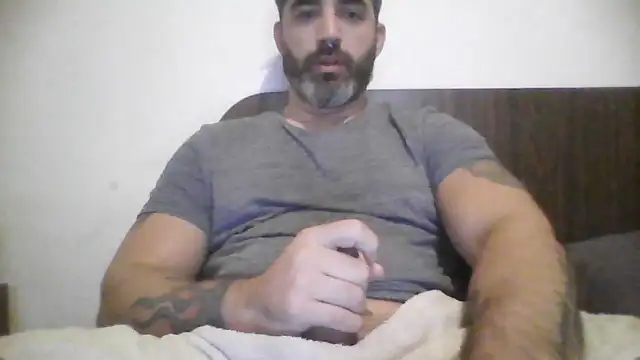 ozzypsico13 online show from May 16, 11:30 am