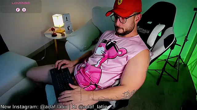 dafboy1 online show from July 17, 6:47 pm