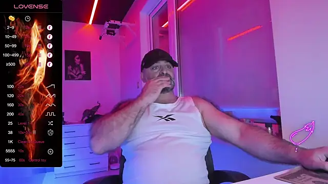MAGABEAR077 online show from July 28, 4:39 pm
