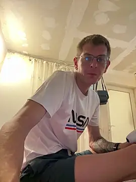 adrian90bi11 online show from June 2, 4:41 pm
