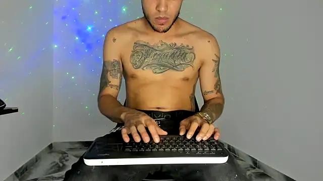 mikee scooth online show from May 12, 8:17 pm