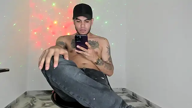 mikee scooth online show from May 7, 8:42 pm