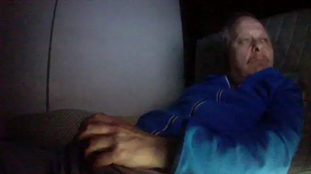 amylrmm1903 online show from May 4, 9:27 pm