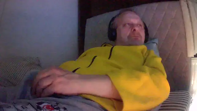 amylrmm1903 online show from May 5, 10:10 pm