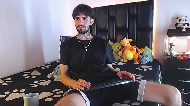 Brutal Sex Fucking online show from July 24, 8:27 pm