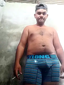 travieso2893 online show from May 16, 5:44 pm