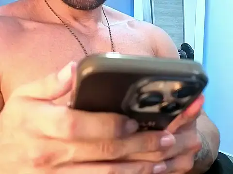 OwenMaximus814 online show from May 25, 7:42 pm