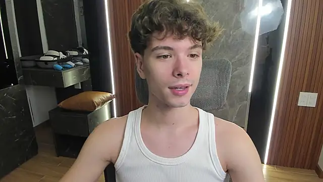 calvin love you online show from July 28, 3:08 pm