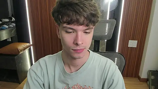 calvin love you online show from July 21, 3:03 pm