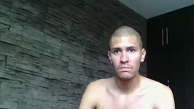 Sexylatin64 online show from July 29, 9:03 pm