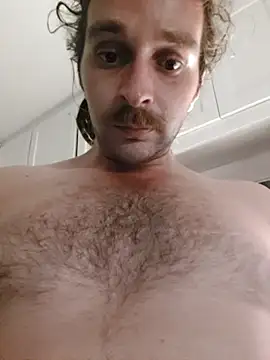 QcMisterv13 online show from August 8, 3:35 am