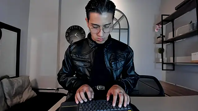 Andy Joy  online show from June 27, 6:13 pm