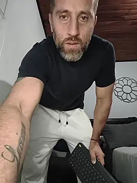 Antoniohot2024 online show from July 24, 4:25 pm