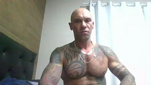 Arc8njoblack online show from May 12, 3:37 am