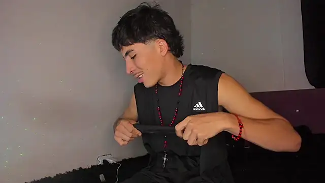 HeellBoy  online show from July 27, 10:39 pm