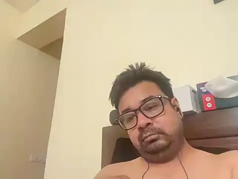 coolboy6566 online show from June 6, 7:20 pm