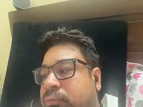 coolboy6566 online show from June 7, 8:16 pm