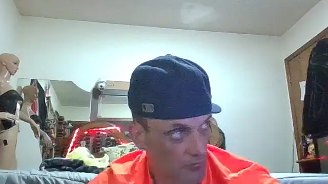 slinginbigD online show from May 9, 12:44 am