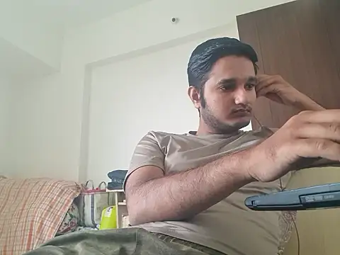 Jonrobinso online show from June 10, 4:03 am