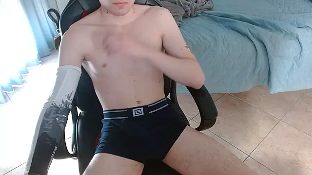 FitGuyDream online show from May 23, 4:34 pm