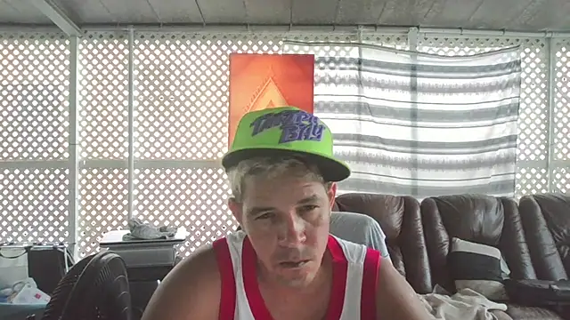 cubano1082 online show from August 1, 11:26 pm