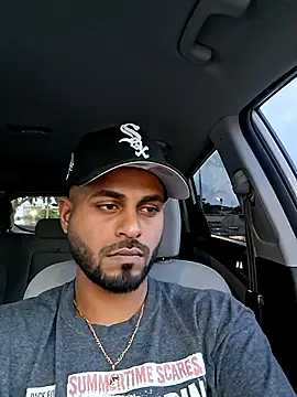 islandvybee55 online show from July 21, 10:39 am