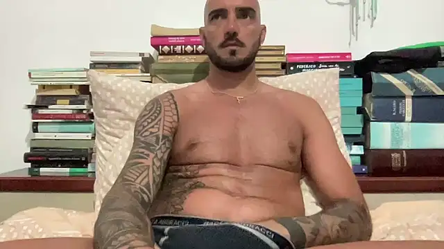 alessandromori91 online show from July 6, 9:26 pm